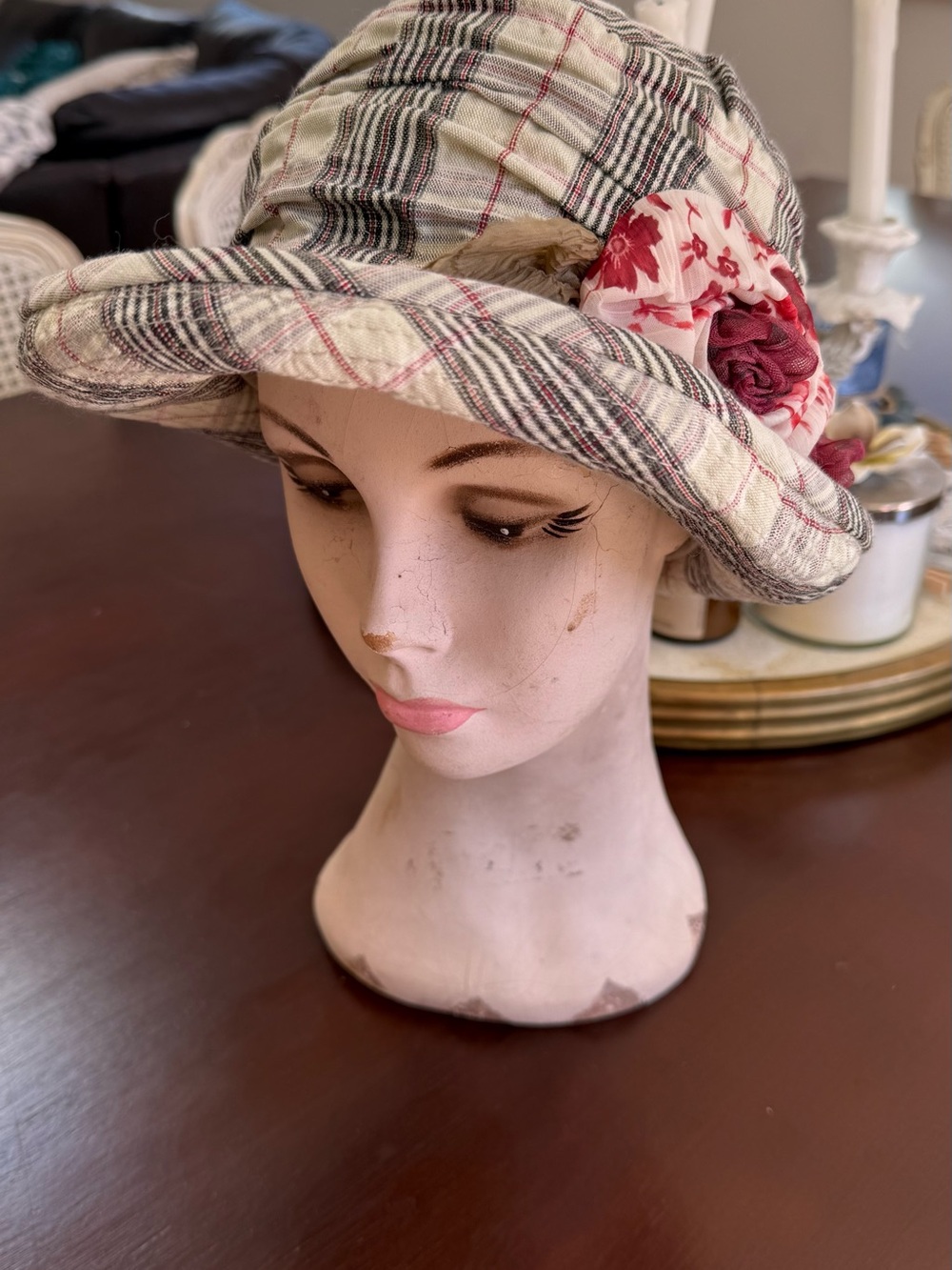 Grevi Plaid Sun Hat with Pink Floral Rosette